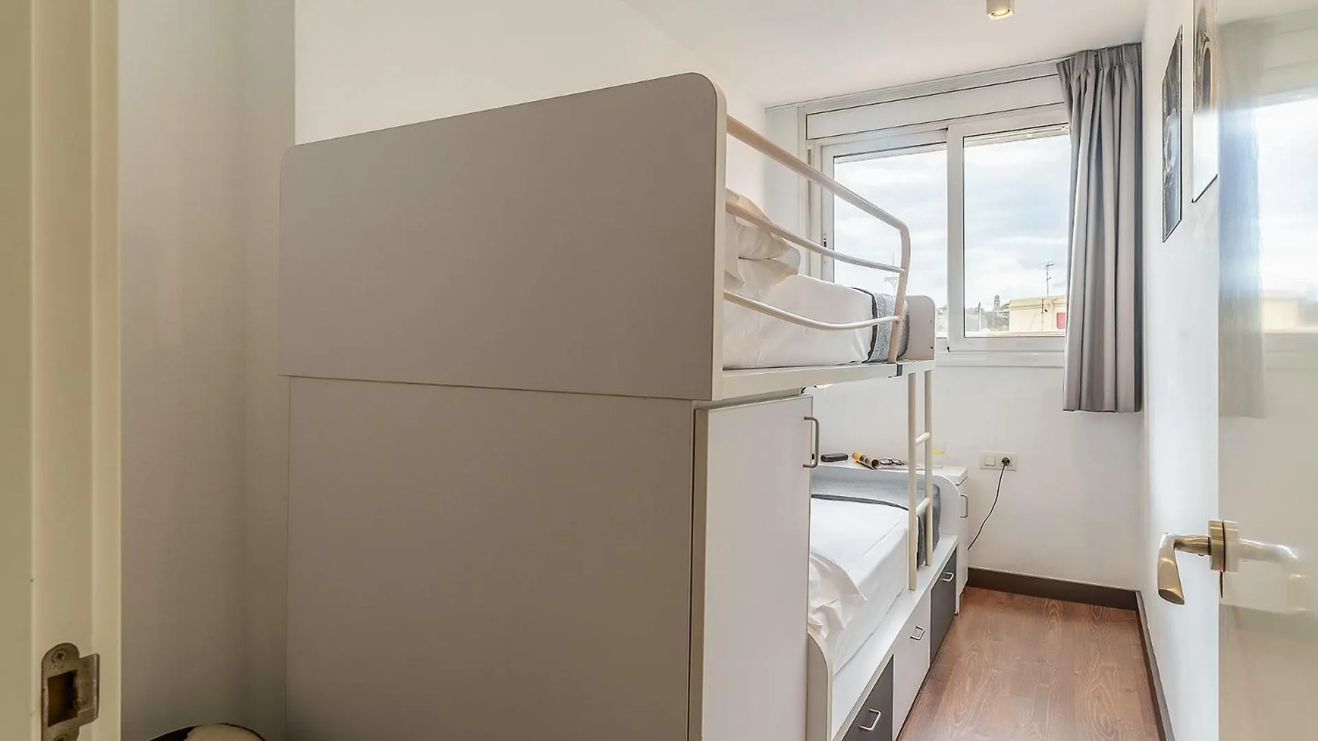 Ab Montjuic Apartment Barcelona 0*,